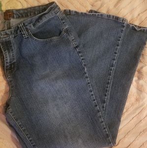 Duck Head Boyfriend Jeans